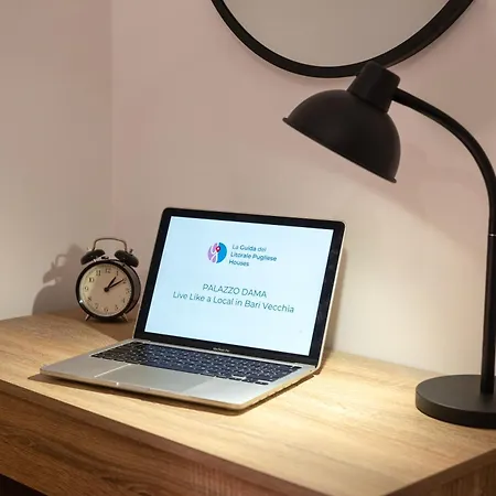 Palazzo Dama - Live Like A Local In Vecchia Apartmán