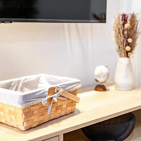 Palazzo Dama - Live Like A Local In Vecchia * Bari